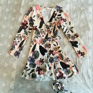 Mendocino Luxxel Long Sleeve Floral Dress